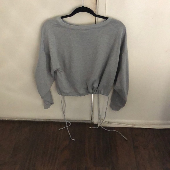 Gray adjustable tie sides sweater - Picture 3 of 4